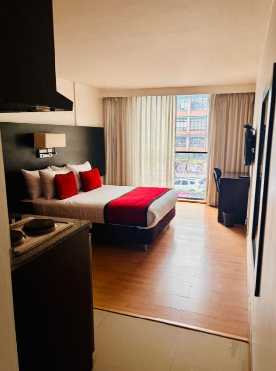 Hotel Silver Javeriana By Hospedium ボゴタ エクステリア 写真